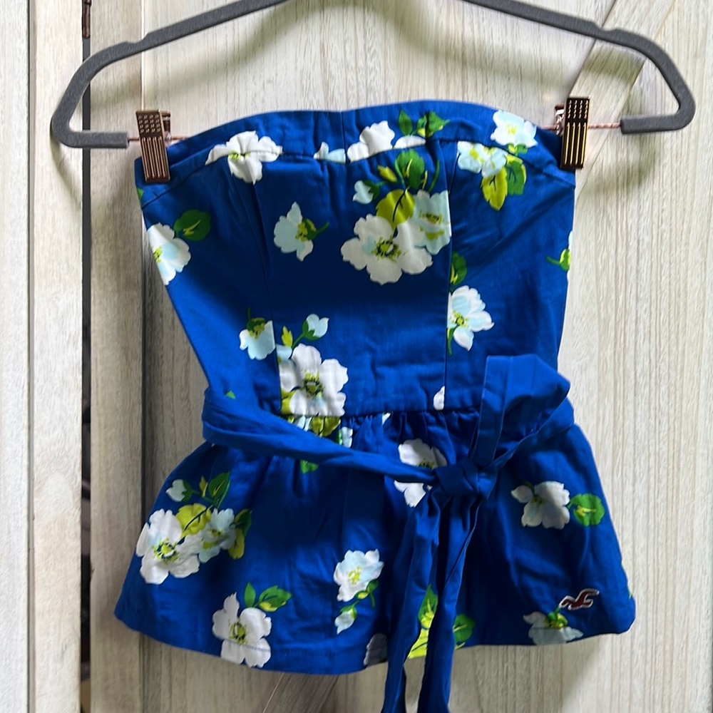 Vintage Hollister Women’s Strapless Top